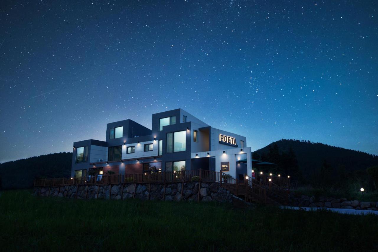 Poeta Pension Seogwipo Zimmer foto